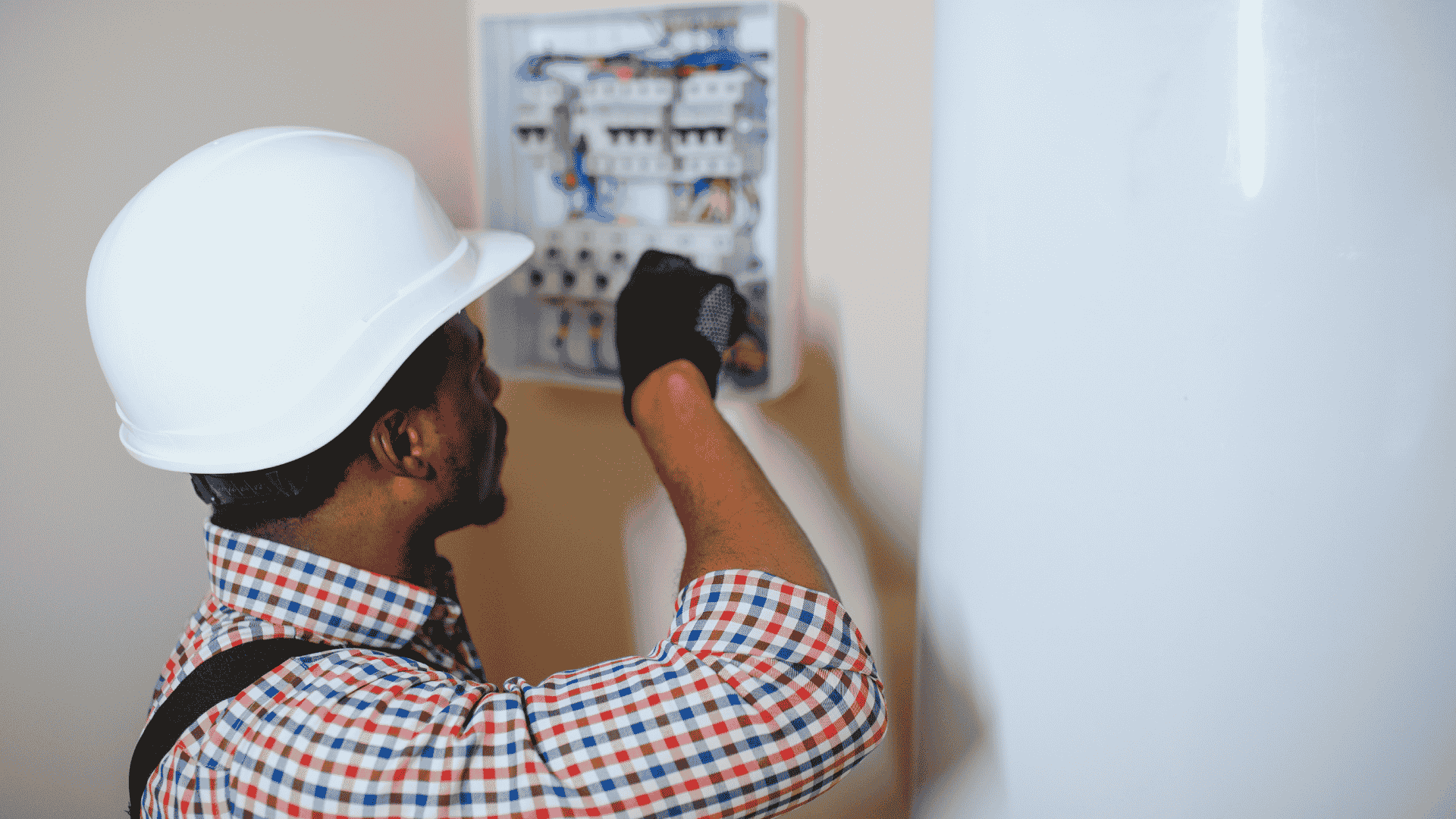 Work photo from MacInnis Electrical Service's gallery